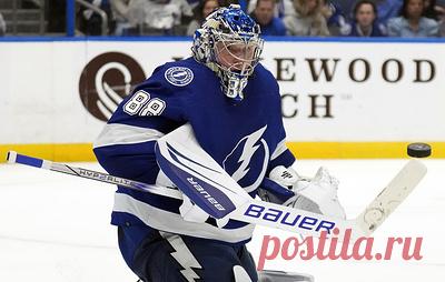Российский вратарь "Тампы" Василевский перенес операцию и пропустит 8-10 недель. "Тампа" проведет первый матч регулярного чемпионата НХЛ нового сезона 11 октября против "Нэшвилла"
