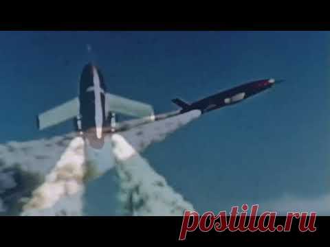 «Марш крылатых ракет» из цикла "10 пьес для фортепиано" Владимира Сидорова (opus 14). Исполняет Леонид Борд. Нью-Йорк. 2021 г.