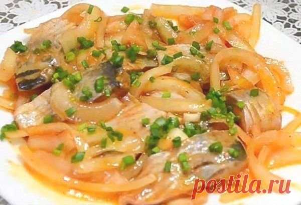 Так вкусно селедку я еще не готовил, селедка по-корейски. Обалденная закуска, делюсь рецептом Знакомой кореянки у меня не нашлось, так что готовить буду сам. Примерно такую же селедку я пробовал в кафе, она так и называлась «сельдь по-корейски»