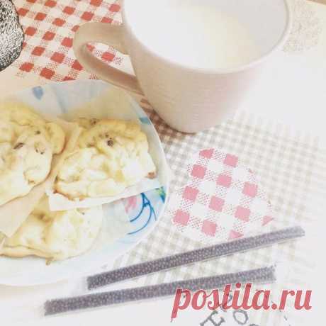 ПОСТНОЕ ПЕЧЕНЬЕ С ИЗЮМОМ И ЯБЛОКАМИ