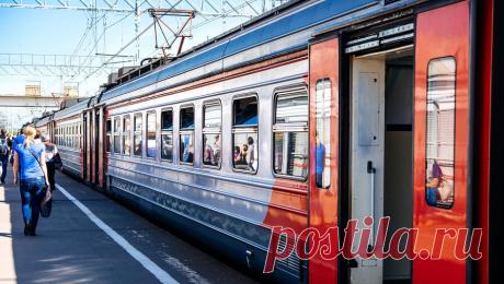 &quot;Портивших вид&quot; бойцов СВО загнали в вагон перед прибытием пассажирского поезда. На вокзале в Рязани участников специальной военной операции (СВО) попросили зайти в вагоны перед прибытием гражданского состава. Об этом сообщает Telegram-канал &quot;ХИЛЕР l HEALER&quot; со ссылкой на одного из бойцов. &quot;Когда ...