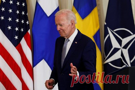 Офицер американской разведки назвал США первой угрозой НАТО. Офицер разведки американской морской пехоты в отставке Скотт Риттер в интервью рассказал, что Соединенные Штаты Америки готовы атаковать любого союзника по НАТО ради собственной выгоды. По мнению военного, угроза номер один для Североатлантического альянса — это Вашингтон.