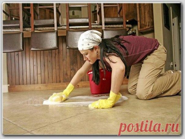 Как отмыть цемент после ремонта 

Любой серьезный ремонт заканчивается уборкой. Иногда она заканчивается довольно быстро, и можно наслаждаться обновленной квартирой. Если же ремонтные работы проводились не слишком аккуратно, убрать некоторые их следы становится настоящей проблемой. Очистить поверхности (в особенности окна) от застывшего цемента – дело чрезвычайно хлопотное. Ваша задача – найти оптимальный способ очистки и не испортить стекла и декоративные поверхности. 

В...