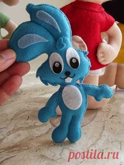 Зайчик из фетра
#игрушки