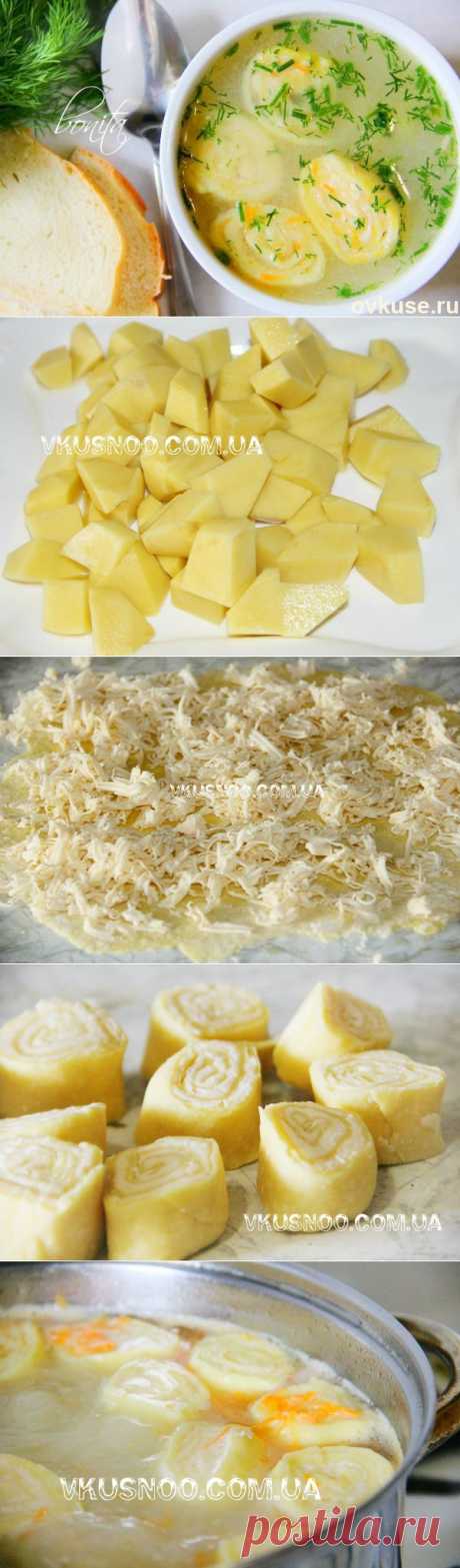 Куриный суп с сырными рулетиками
