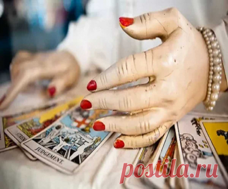 Что если нужна онлайн гадалка? Задайте ваш вопрос онлайн - Экстрасенсам, Гадалкам, Астрологам. Онлайн гадание бесплатно - для женщин и мужчин 100% Хорошие гадалки, Гадания и предсказания, Опытные экстрасенсы Мир - значение Таро. Гадания онлайн - Онлайн видеочаты с экстрасенсами, гадалками и астрологами. Онлайн гадания на любовь, отношения и будущее. Интересные