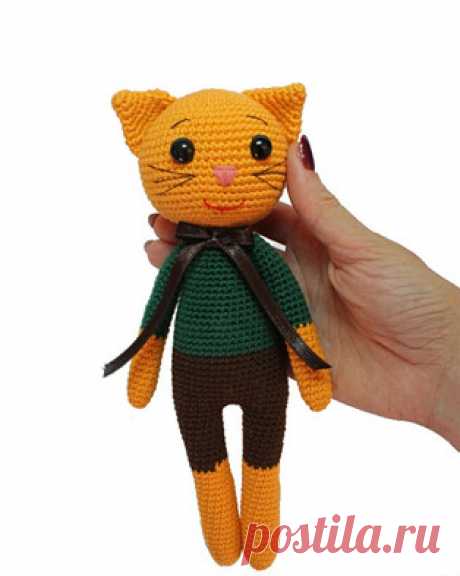 Котик Тимофей амигуруми. Схемы и описания для вязания игрушек крючком! Бесплатный мастер-класс от Ирины Косевцовой по вязанию котика по имени Тимофей. Рост вязаного крючком кота примерно 23 см. При изготовлении игрушки ав…