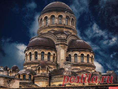 Фото: Церковь Богоматери Милующей. Васильевский остров. фотограф-любитель Алексей Бурняшев. Город - Фото и фотограф на Расфокусе.