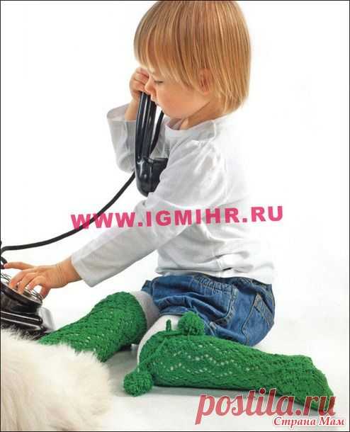 .Ажурные зеленые гольфы для девочки 4-6 лет. Спицы