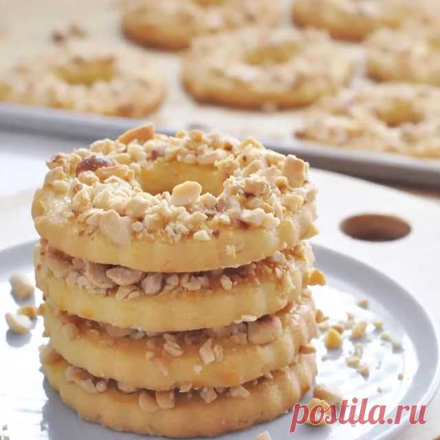Photo by ТОРТЫ | ВЫПЕЧКА | РЕЦЕПТЫ on February 01, 2022. May be an image of dessert and indoor.