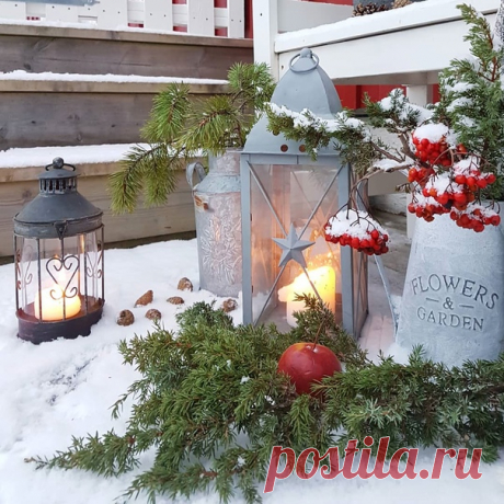 Оглянись! В любой снежинке
Жизнь несёт тебе добро.
Пусть на сердце тают льдинки,
Пусть становится тепло.

Скоро-скоро будет сказка,
Новый год уже в пути.

Все прошедшие напасти
С белым снегом отпусти.