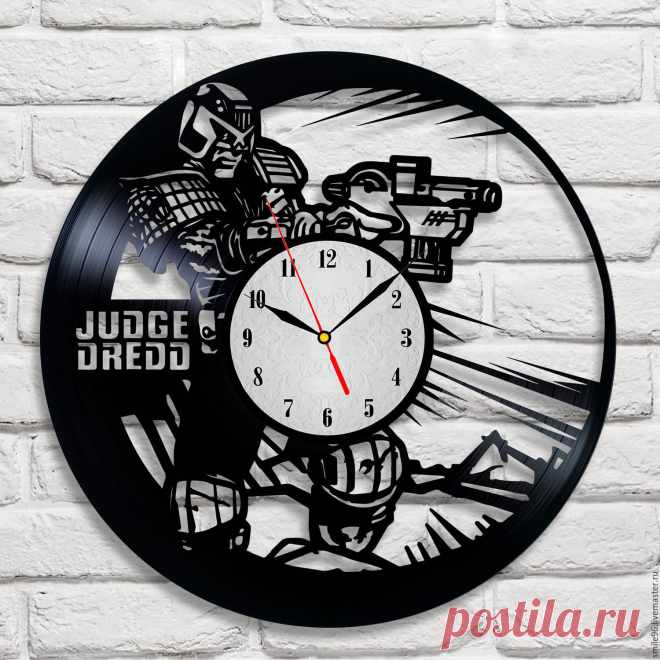 Часы из пластинки 