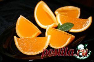 ЯПОНСКИЕ "ОРАНЖ-ДОЛЬКИ" - яркое настроение !  *Апельсин 2шт и мандарин 2шт разрезать пополам. Аккуратно выжать сок из каждой половинки, процедить, добавить сахар 4ст/л. Пустые половинки  очистить изнутри. Подготовить желатин: на 20г желатина - теплой воды только 0.5ст!!! Смешать желатин/массу с соком, заполнить пустые половинки. Поставить эти "чашки" на стаканы,чтобы не перевернулись!  Убрать в холод,чтобы желе замерзло.  Затем разрезаем  половинки на 2части. *Удивим всех !