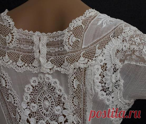 (1) Facebook