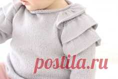 Jersey de punto con volantes de bebé tejido a dos agujas - Patrón y tutorial DIY