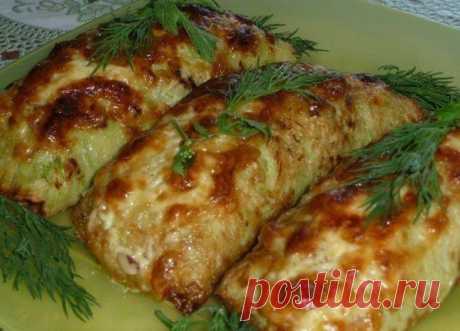 Рулетики из кабачковых блинчиков.
