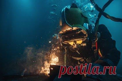 На дне Балтийского моря найден затонувший корабль с грузом шампанского Николая I