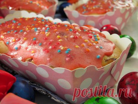 Постигая искусство кулинарии... : Куличики бездрожжевые с клубничной глазурью