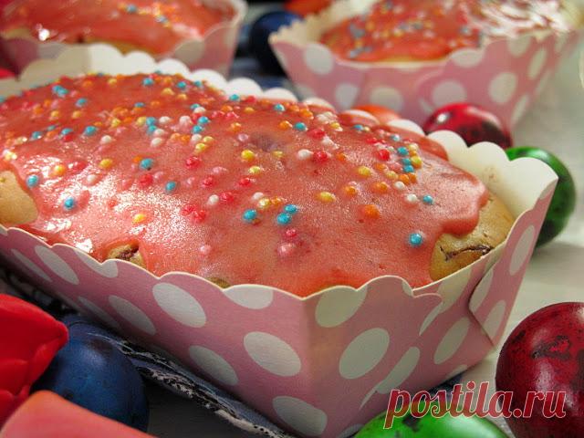 Постигая искусство кулинарии... : Куличики бездрожжевые с клубничной глазурью