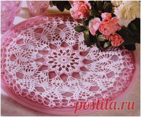 ТРИ САЛФЕТКИ ВЯЗАНЫЕ КРЮЧКОМ ПО КРУГУ.