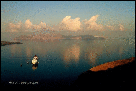 Я за способность ощущать                                                                                               Жизнь от мгновенья до мгновенья,                                                                       За невозможность всепрощенья                                                                                                   И за умение прощать.