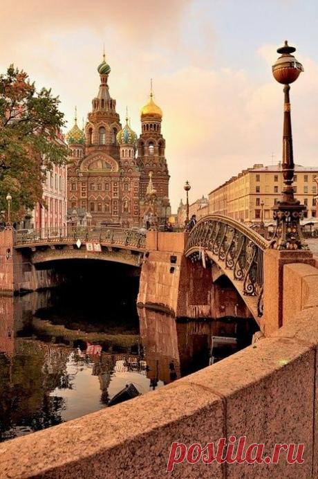 Russia, CHURCH OF THE SPILLED BLOOD. WHERE PETER THE GREAT WAS ASSASSINATED  |  Pinterest: инструмент для поиска и хранения интересных идей