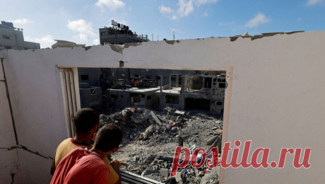 Первые освобожденные заложники из сектора Газа прибыли в Египет. Первая группа израильских заложников в составе 13 человек доставлена в Египет из сектора Газа. Об этом сообщает газета The Times of Israel. Согласно информации издания, с ними на данный момент беседуют представители спецслужб ...