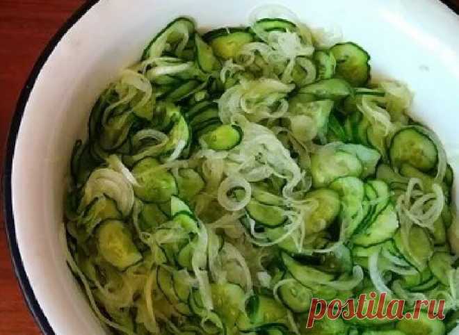 Салат из огурцов 