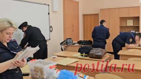СК опубликовал видео с места происшествия в школе Челябинска. Следственный комитет России в Telegram-канале опубликовал оперативное видео с места происшествия в школе Челябинска и с места обысков в квартире подростка, который напал на одноклассников с молотком. 16 сентября в коррекционной школе N68 ...