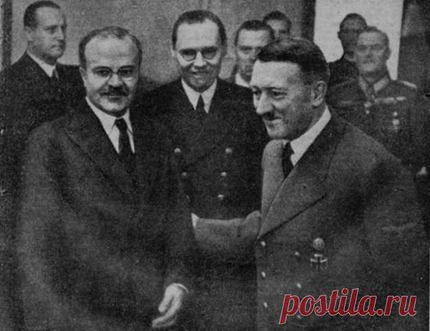 14 июня 1941 года нарком иностранных дел Вячеслав Молотов заявил, что только идиот мог бы сейчас думать о нападении на Советский Союз. За полгода до этого состоялась встреча Вячеслава Молотова с Адольфом Гитлером. О том, «Что это было?», - историки спорят до сих пор.