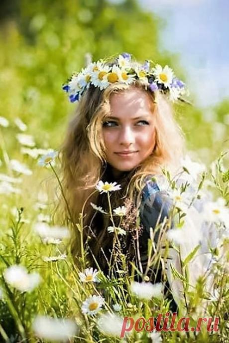 ♥☆★Os melhores momentos na vida são como
os arcos-íris: aparecem quando você menos espera. ♥☆★
The best moments in life are like rainbows
they appear when you least expect them. ♥☆★
