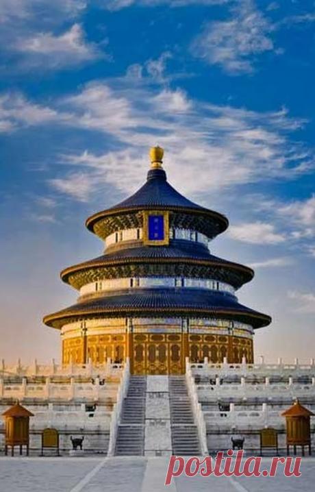 ТЯНЬТАНЬ ИЛИ ХРАМ НЕБА, ПЕКИН, КИТАЙ
