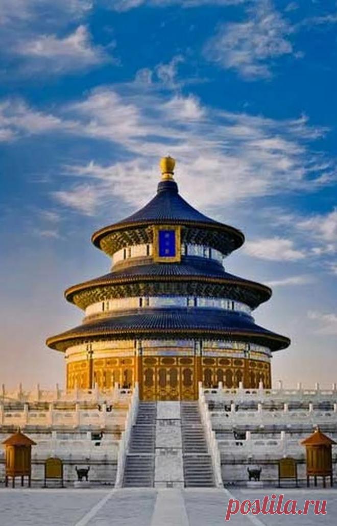 ТЯНЬТАНЬ ИЛИ ХРАМ НЕБА, ПЕКИН, КИТАЙ