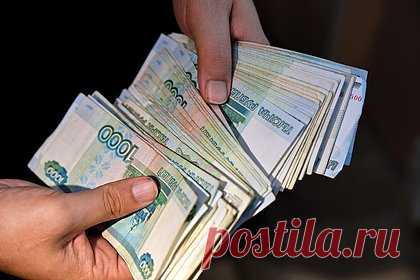 Россияне начали копить на путешествия заранее