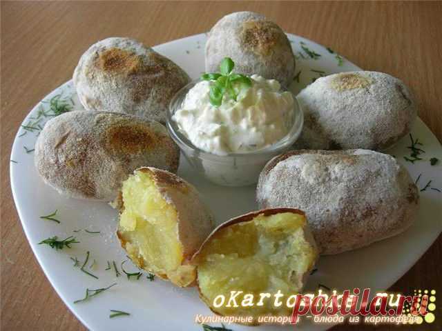 Печеный картофель с творогом. | Печеный картофель с творогом — вкусное и интересное блюдо из картофеля. Хорошо подходит для праздничного стола или для завтрака школьникам. У нас в семье давно все любят любые приготовления картофельных блюд.