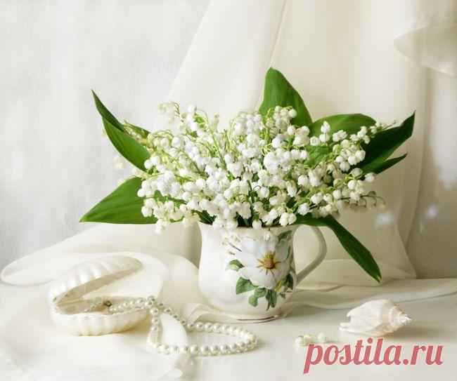 Натюрморт Ландыши, ландыши