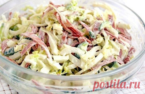 Салат из пекинской капусты с колбасой «Быстро и вкусно», рецепт с фото Салат готовится очень легко и просто. Его можно готовить, как нравится: одних продуктов класть больше, других меньше.