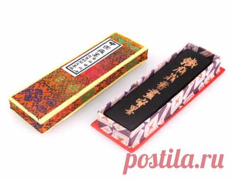 Traditional black Chinese Oil-Soot Sumi &amp; Calligraphy Ink Stick