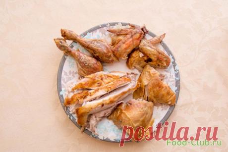 Как разделывать и подавать готовую целую курицу (совет от кулинарной школы Ле Кордон Блю) / Полезные советы / Кулинарные рецепты - Фуд-клаб.ру