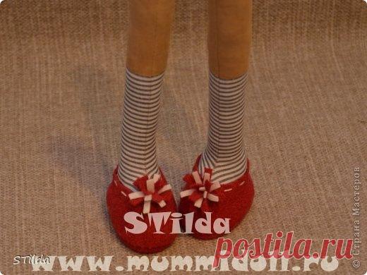 Gallery.ru / Фото #1 - Как изготовить обувь на плоской подошве для текстильной кукл - Vladikana