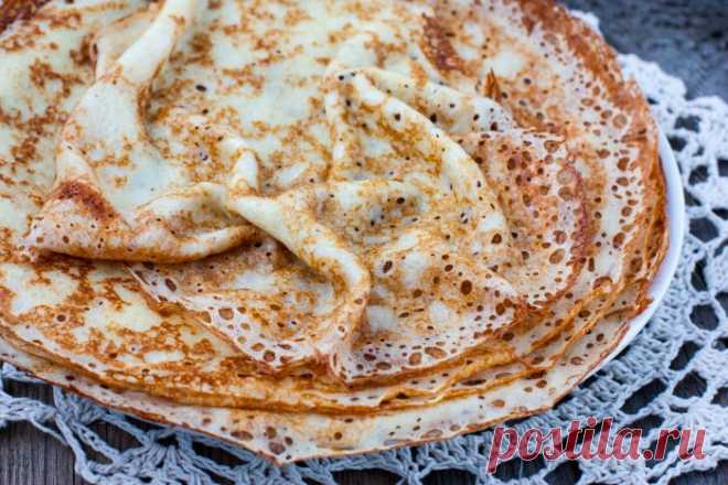 Вкусные ажурные блины на кефире: рецепты на каждый день Вкусные ажурные блины на кефире можно приготовить по многим рецептам. Все блинчики получаются ажурные и нежные с золотинкой. Начинки выбираете на любой вкус.
