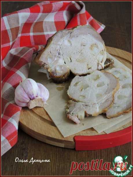 Буженина, шпигованная чесноком и салом - кулинарный рецепт