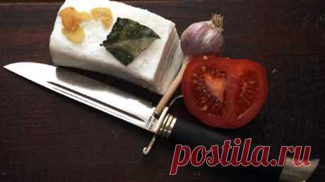 САМЫЙ ВКУСНЫЙ ШМАТОК: САЛО, ОТ КОТОРОГО НЕ ТОЛСТЕЮТ - ХОЧУ ВСЁ ЗНАТЬ - 8 января - 43232271198 - Медиаплатформа МирТесен ФОТО: АЛЕКСАНДР МЕЩЕРЯКОВ/ЦАРЬГРАД КУХНЯ АЛЕКСАНДР МЕЩЕРЯКОВ Вкусный, многими любимый и неоднозначный продукт, &quot;облепленный&quot;, кроме пряностей, множеством споров и легенд. Но как же мы всё-таки его любим — солёное или даже копчёное, с чесночком и перцем, да с ломтём чёрного хлеба. О том, как - 8 января - 43232271198 - Медиаплатформа МирТесен