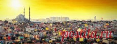 Районы Стамбула: где остановиться и что смотреть Те, кто прибывает в столицу четырех империй впервые, теряются в догадках: где остановиться, чтобы увидеть сразу все чудеса Стамбула? Бывалые путешественники хитро улыбаются: город хорош со всех сторон.