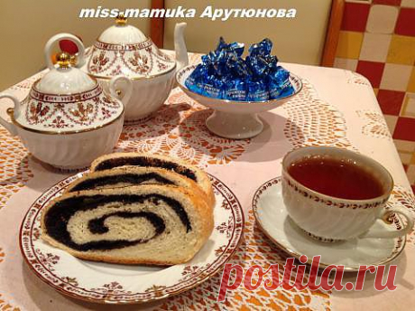 Рулеты из дрожжевого теста с маковой и ореховой начинкой. Из личного архива. | 4vkusa.ru