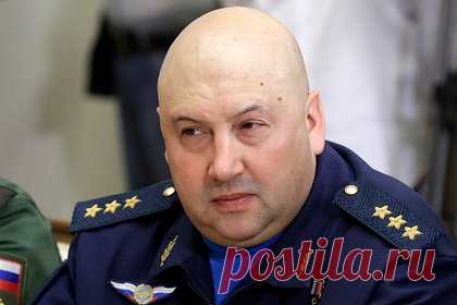 Суровикин объяснил невысокие темпы продвижения в ходе спецоперации. Россия бережет каждого солдата, поэтому не стремится к высоким темпам. Об этом заявил командующий Объединенной группировкой войск в зоне специальной военной операции (СВО) генерал армии Сергей Суровикин. Генерал армии уточнил, что таким образом минимизируются потери и сокращается количество жертв среди гражданских.