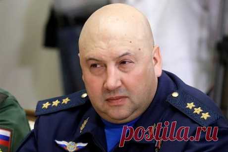 Суровикин объяснил невысокие темпы продвижения в ходе спецоперации. Россия бережет каждого солдата, поэтому не стремится к высоким темпам. Об этом заявил командующий Объединенной группировкой войск в зоне специальной военной операции (СВО) генерал армии Сергей Суровикин. Генерал армии уточнил, что таким образом минимизируются потери и сокращается количество жертв среди гражданских.