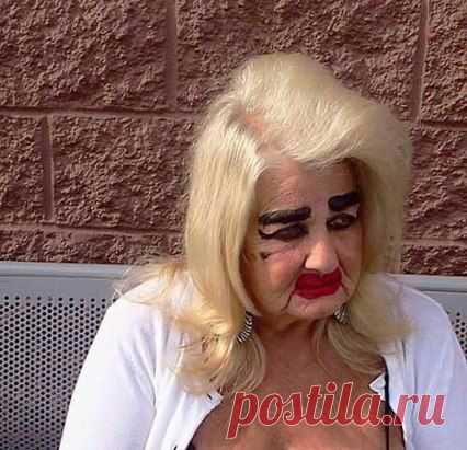 — БЕРТОЧКА, а опишите себя таки в двух словах!
— Та ... НА ЛЮБИТЕЛЯ