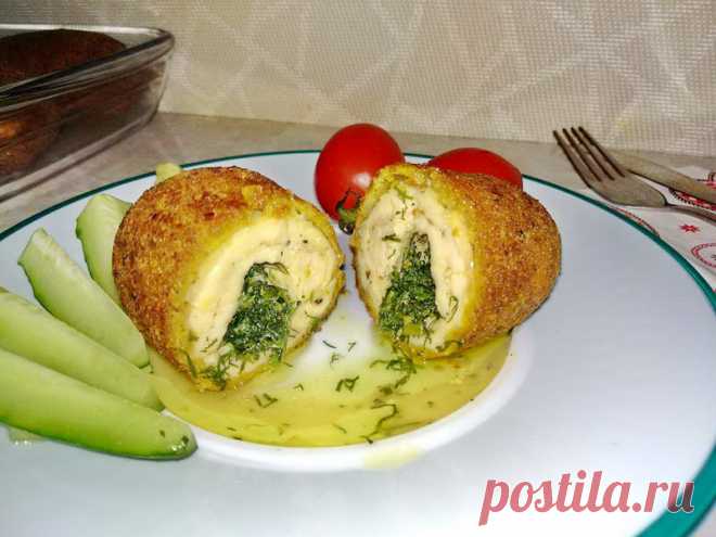 Котлеты по-киевски - такие сочные и вкусные, рецепт от моей сестры киевляночки - Пир во время езды Приехала я к сестре погостить, она у меня сама Киевлянка. Ну и как же быть в Киеве и не покушать настоящих котлет по-киевски, а заодно и поучится их правильно готовить. Такие котлеты я готовлю уже очень давно, но идеальными они у меня не всегда получались, так как упускала некоторые тонкости (к примеру, как правильно отбивать …