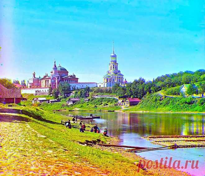 1910 г. Город Торжок, Тверская область
Борисоглебский монастырь
Фотограф-В.М.Прокудин-Горский